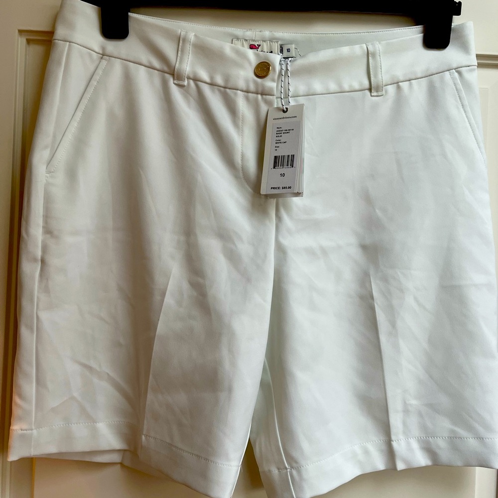 NWT Vineyard Vines golf shorts